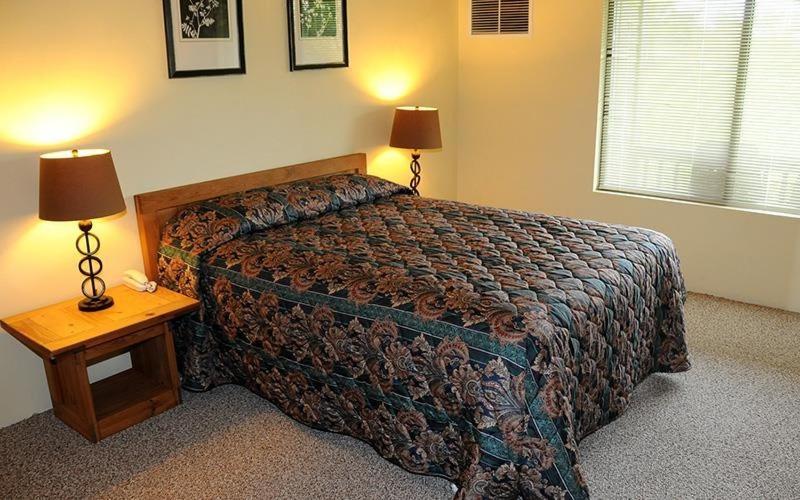 Seven Springs Stoneridge 1 Bedroom Loft Standard Condo, Pet Friendly! Apartment *